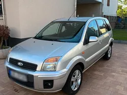 Silber Gebraucht 2009 Ford Fusion Kleinwagen | 2.999 €