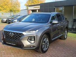Grau Gebraucht 2019 Hyundai Santa Fe Premium SUV | 22.900 € (Etwas zu teuer)