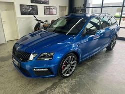 Blau Gebraucht 2019 Skoda Octavia RS Kombi | 16.999 € (Guter Preis)