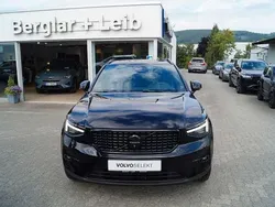 Gebraucht 2024 Volvo XC40 SUV | 39.990 € (Etwas zu teuer)
