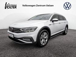 Gletscherweiss Gebraucht 2023 VW Passat Alltrack Kombi | 28.650 € (Fairer Preis)