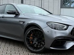 Grau Gebraucht 2021 Mercedes E63S AMG AMG Limousine | 93.630 € (Teuer)