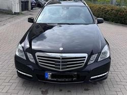 Schwarz Gebraucht 2012 Mercedes E220 Kombi | 9.000 € (Guter Preis)