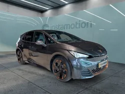 Grau Gebraucht 2024 Cupra Born Kleinwagen | 34.971 € (Guter Preis)