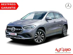 Grau Gebraucht 2023 Mercedes GLA180 Style SUV | 31.950 € (Fairer Preis)