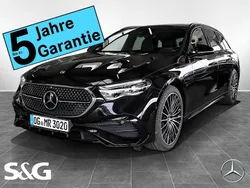 Metalliclack obsidianschwarz Gebraucht 2025 Mercedes E220 AMG Kombi | 68.790 €