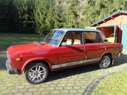 Rot Gebraucht 1988 Lada 2107 Limousine | 19.999 €