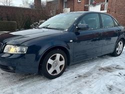Blau Gebraucht 2004 Audi A4 Limousine | 900 € (Superpreis)