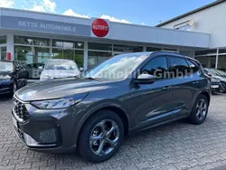 Grau Neu 2025 Ford Kuga ST-Line SUV | 31.890 € (Superpreis)