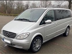 Silber Gebraucht 2006 Mercedes Viano Van / Kleinbus | 8.250 €