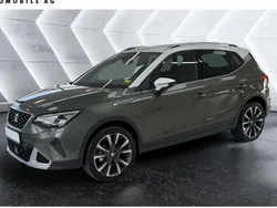 Grau Gebraucht 2024 Seat Arona Xperience SUV | 24.890 € (Fairer Preis)