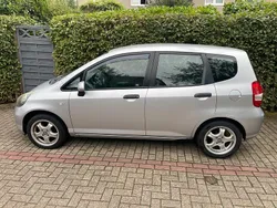Silber Gebraucht 2003 Honda Jazz Kleinwagen | 1.600 €