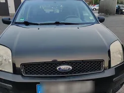 Schwarz Gebraucht 2003 Ford Fusion Limousine | 1.700 € (Etwas zu teuer)