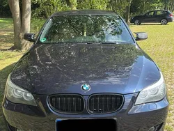 Blau Gebraucht 2009 BMW 525 Comfort Edition Kombi | 7.900 € (Fairer Preis)
