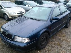 Blau Gebraucht 2000 Skoda Octavia Limousine | 1.000 € (Fairer Preis)