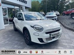 Weiß Gebraucht 2024 Fiat 600 Limousine | 25.990 € (Etwas zu teuer)