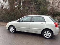 Grau Gebraucht 2006 Toyota Corolla Limousine | 4.700 € (Etwas zu teuer)