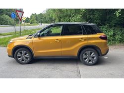 Gelb Gebraucht 2023 Suzuki Vitara Comfort SUV | 18.750 € (Guter Preis)