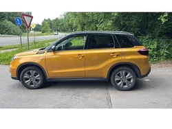 Gelb Gebraucht 2023 Suzuki Vitara Comfort SUV | 19.200 € (Guter Preis)
