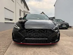 Schwarz Gebraucht 2024 Hyundai i30 Kleinwagen | 36.049 € (Etwas zu teuer)