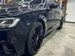 Schwarz Gebraucht 2017 Audi S3 Ambiente Limousine | 26.200 € (Fairer Preis)