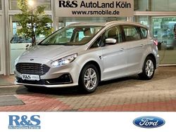 Silber Gebraucht 2021 Ford S-MAX Titanium Van / Kleinbus | 23.900 € (Guter Preis)