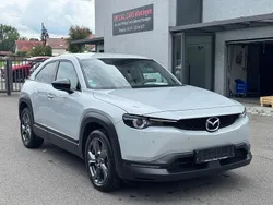 Weiß Gebraucht 2021 Mazda MX30 Ad'Vantage SUV | 13.990 € (Guter Preis)