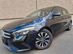 Schwarz Gebraucht 2020 Mercedes B200 Van / Kleinbus | 18.490 € (Fairer Preis)