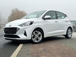 Weiß Gebraucht 2021 Hyundai i10 Trend Kleinwagen | 11.900 € (Fairer Preis)