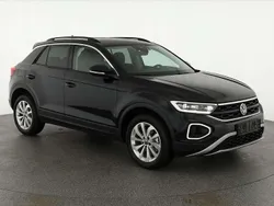 Deep black perleffekt Neu 2025 VW T-Roc Life SUV | 27.045 € (Guter Preis)