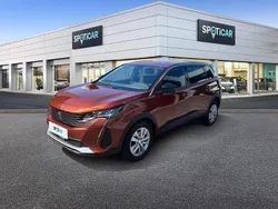 Braun Gebraucht 2022 Peugeot 5008 Active Van / Kleinbus | 25.580 € (Guter Preis)