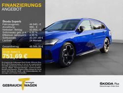 Blau Gebraucht 2025 Skoda Superb SportLine Kombi | 44.940 €