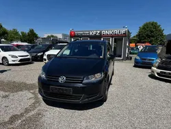 Deep black perleffekt Gebraucht 2012 VW Sharan Comfortline Van / Kleinbus | 7.590 € (Fairer Preis)