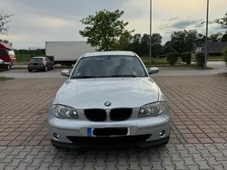 Silber Gebraucht 2006 BMW 116 Kleinwagen | 3.500 €