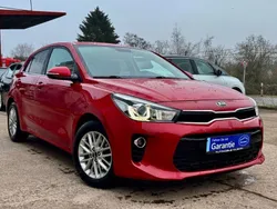 Rot Gebraucht 2019 Kia Rio 2 Limousine | 8.990 € (Fairer Preis)
