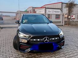 Schwarz Gebraucht 2021 Mercedes GLA200 SUV | 32.300 € (Fairer Preis)
