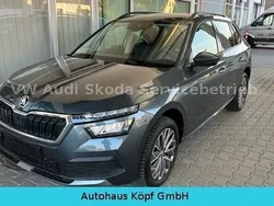 Grau Gebraucht 2021 Skoda Kamiq Clever SUV | 29.880 €