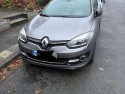 Grau Gebraucht 2014 Renault Mégane GrandTour Bose Edition Kombi | 5.490 € (Fairer Preis)