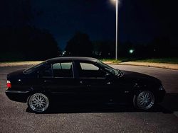 Schwarz Gebraucht 1997 BMW 316 Limousine | 3.000 € (Etwas zu teuer)