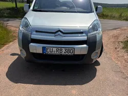 Silber Gebraucht 2009 Citroën Berlingo Van / Kleinbus | 5.700 € (Fairer Preis)