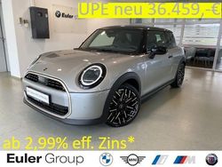 Silber Gebraucht 2024 Mini Cooper Favoured Kleinwagen | 28.975 € (Fairer Preis)