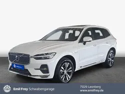 Crystal weißperleffekt Gebraucht 2023 Volvo XC60 Core SUV | 47.150 € (Superpreis)