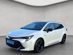 Weiß Gebraucht 2021 Toyota Corolla Sport Kombi | 25.980 € (Etwas zu teuer)