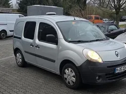 Weiß Gebraucht 2012 Renault Kangoo Van / Kleinbus | 3.800 € (Fairer Preis)