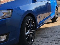 Blau Gebraucht 2016 Skoda Rapid Ambition Kombi | 6.800 € (Guter Preis)