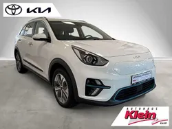 Weiß Gebraucht 2022 Kia e-Niro Vision SUV | 23.960 € (Guter Preis)