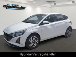 Weiß Neu 2025 Hyundai i20 Trend Limousine | 22.390 € (Fairer Preis)