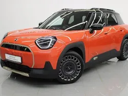 Rot Gebraucht 2024 Mini Aceman SUV | 39.499 €