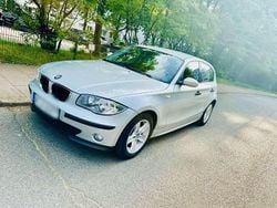 Grau Gebraucht 2005 BMW 118 Kleinwagen | 4.500 € (Etwas zu teuer)