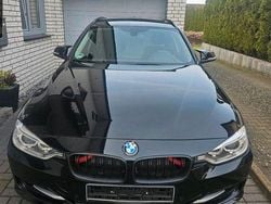 Schwarz Gebraucht 2014 BMW 320 Sport Line Kombi | 8.950 € (Guter Preis)